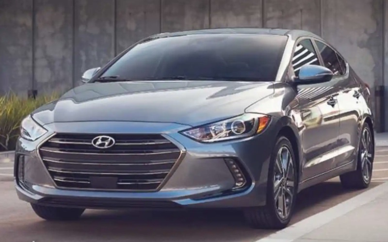 Стекло лобовое от Hyundai Elantra 2017